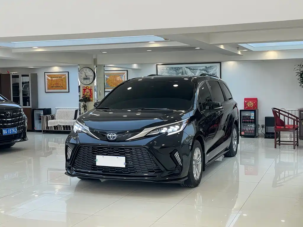 Toyota Sienna 2022