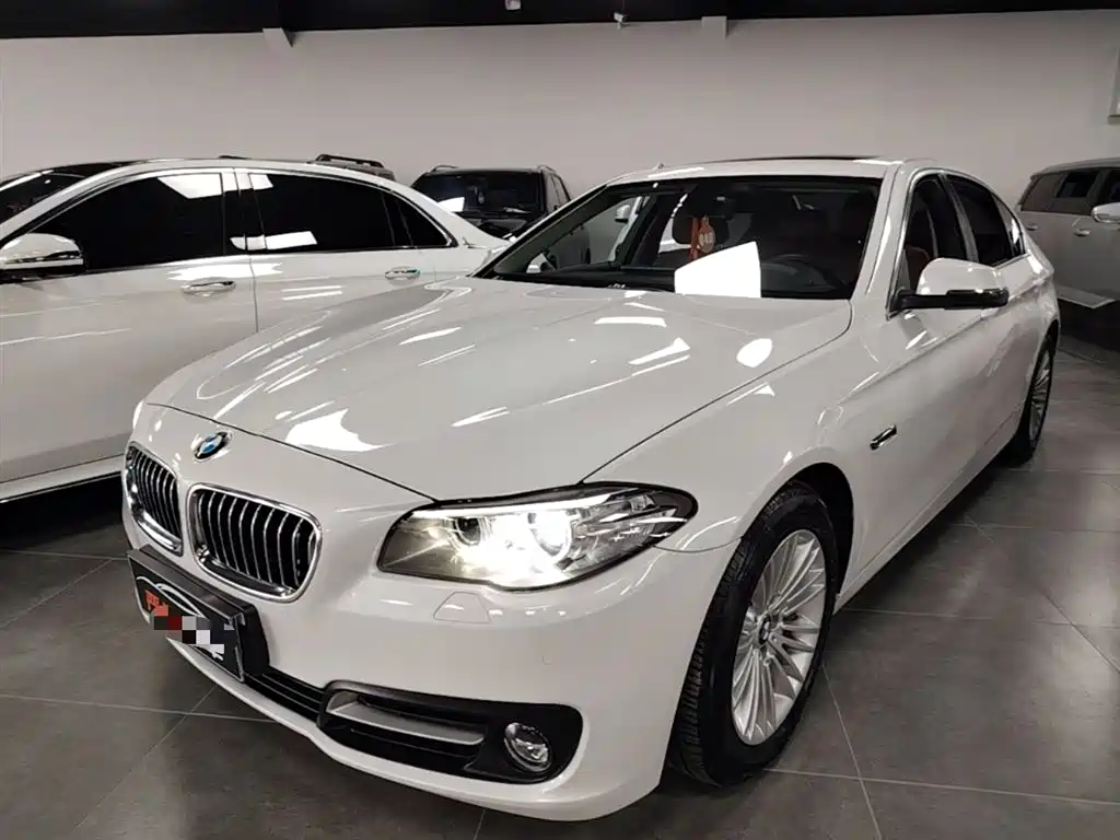 BMW 5 Series 2016