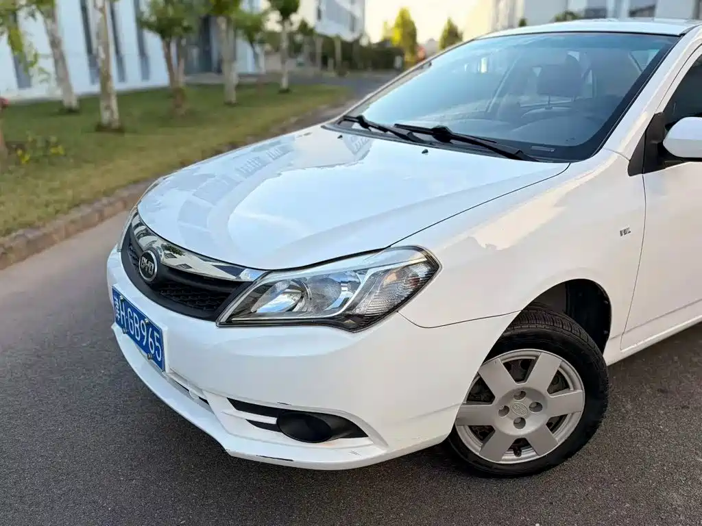 BYD F3 — миниатюра 5