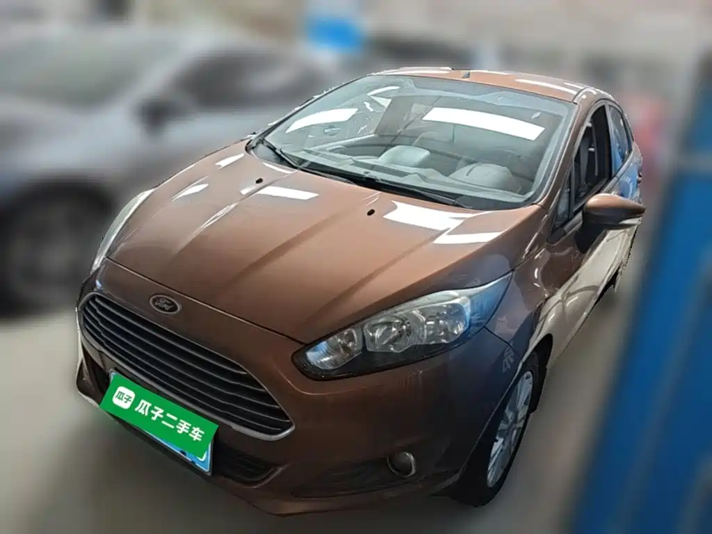 Ford Fiesta 2013 1.5L AT Fashion
