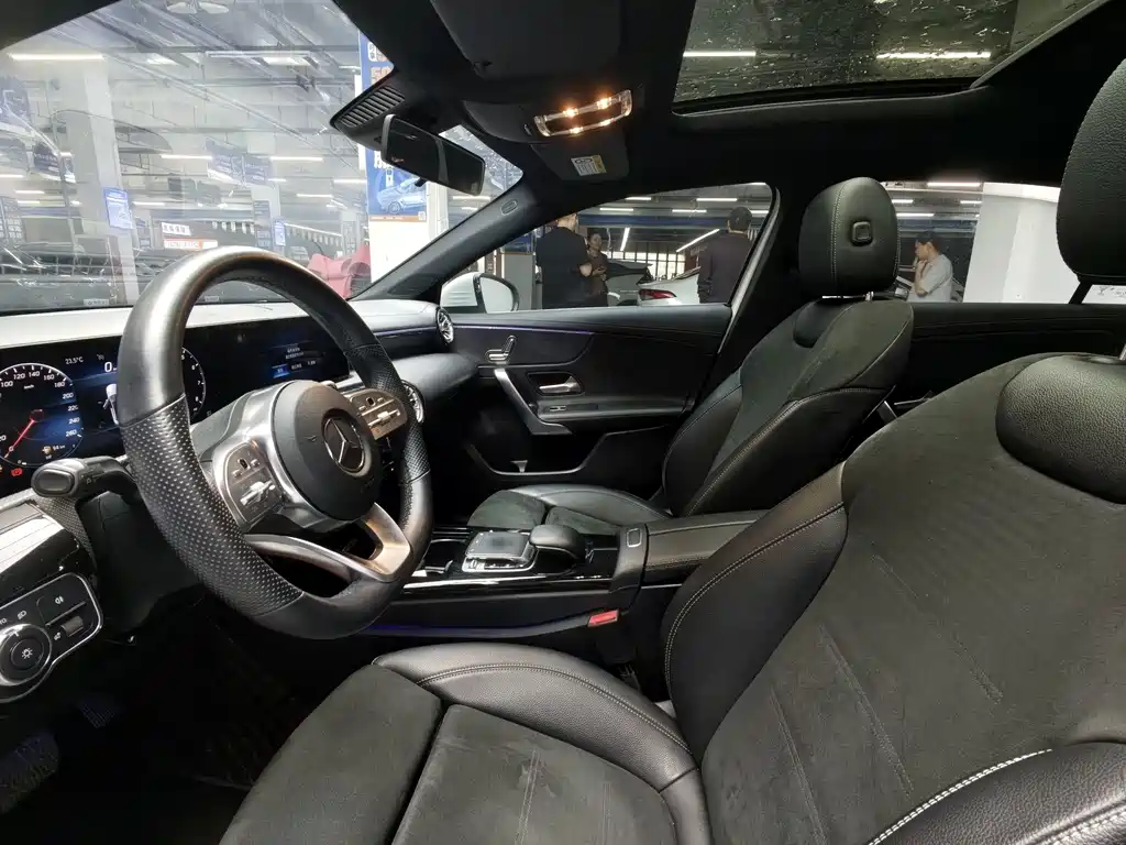 Mercedes-Benz A-Class — миниатюра 5