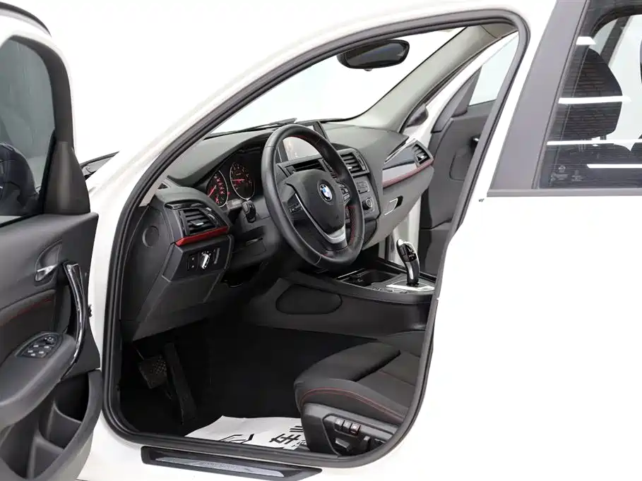 BMW 1 Series 1 2013 118i Sport