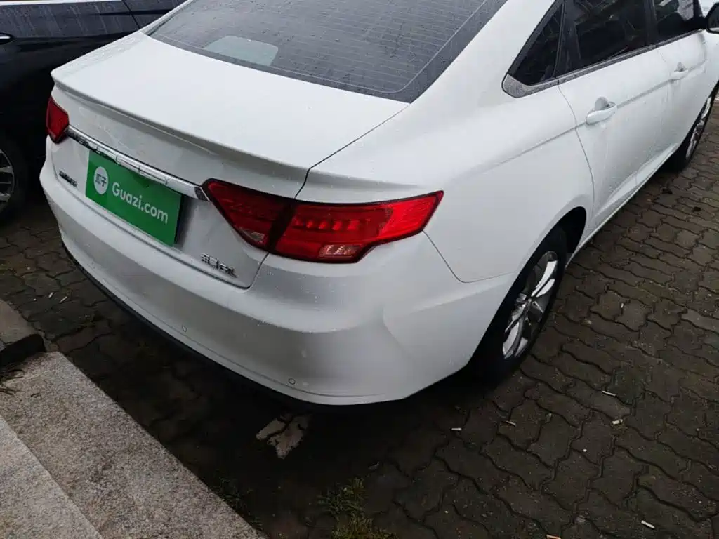 Geely Emgrand GL — миниатюра 8