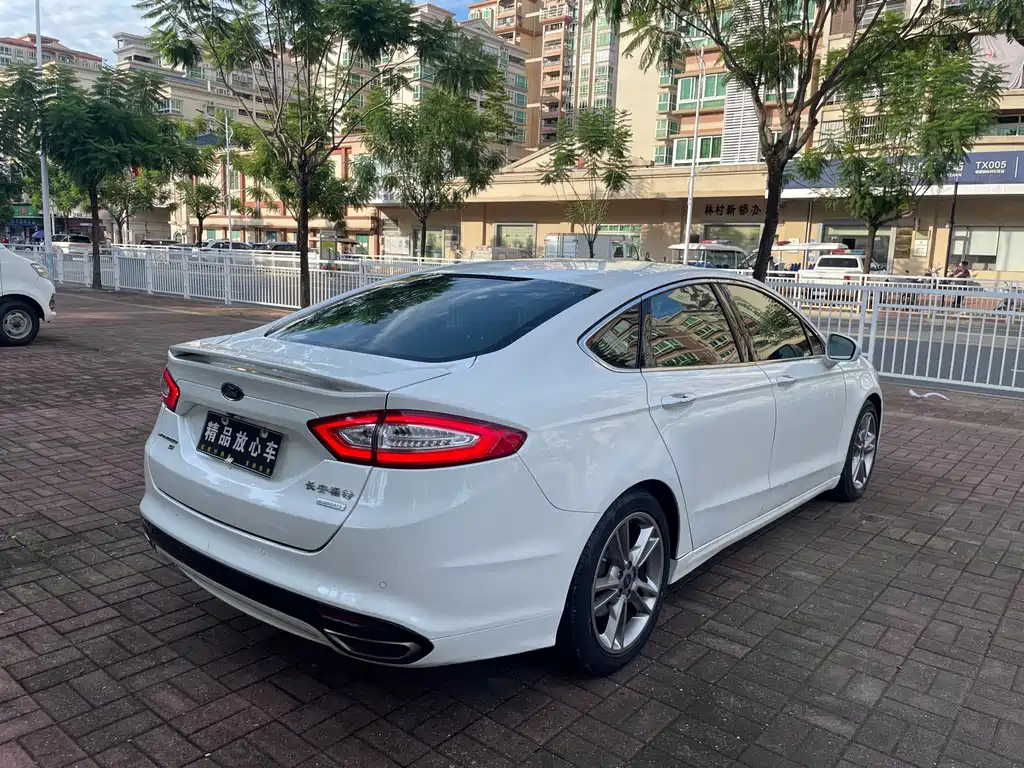 Ford Mondeo — миниатюра 4