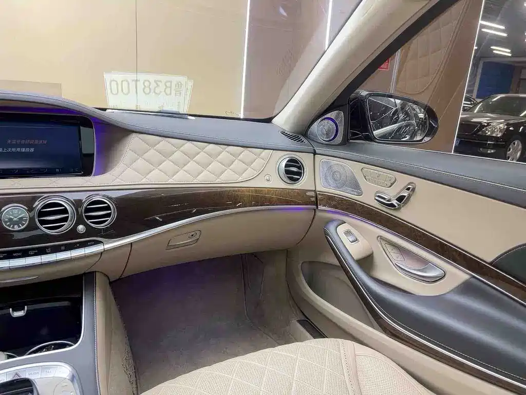 Mercedes-Benz S-Class — миниатюра 10