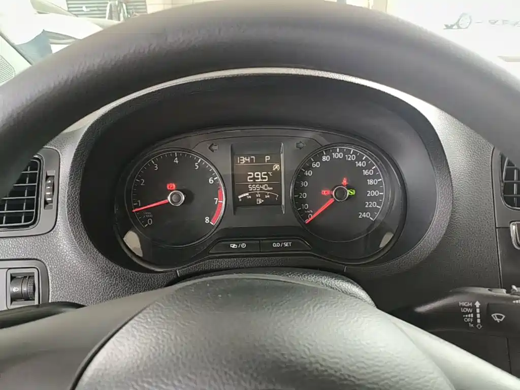 Volkswagen Polo — миниатюра 12