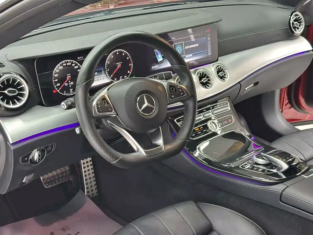 Mercedes-Benz E-Class (Import) — миниатюра 7