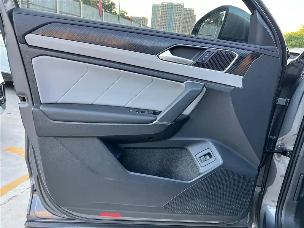 Volkswagen Tayron 2023 280TSI Luxury Plus