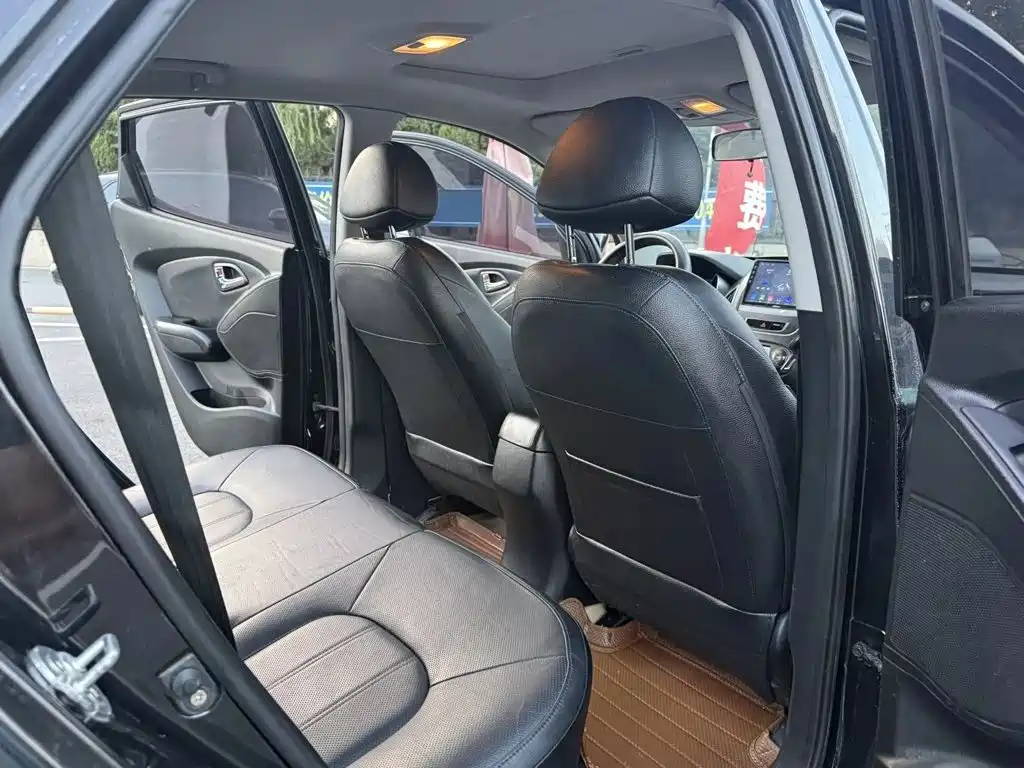 Hyundai ix35 — миниатюра 9