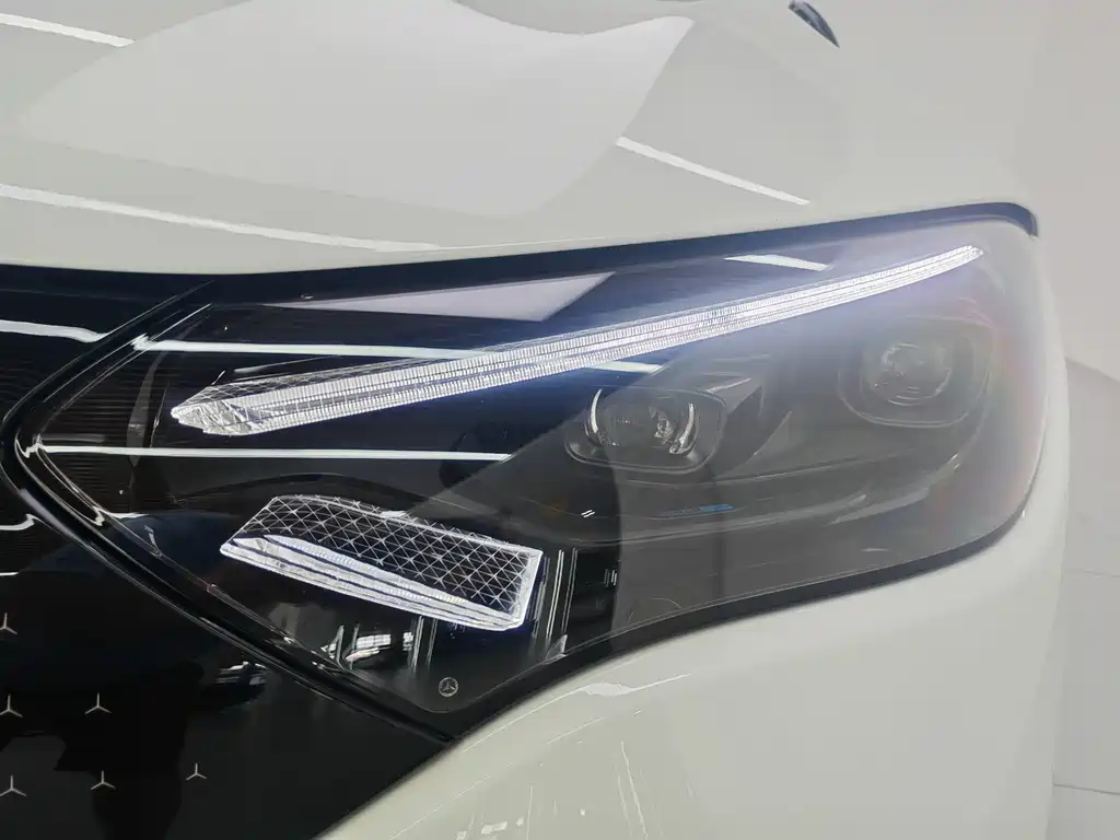Mercedes-Benz EQE — миниатюра 19