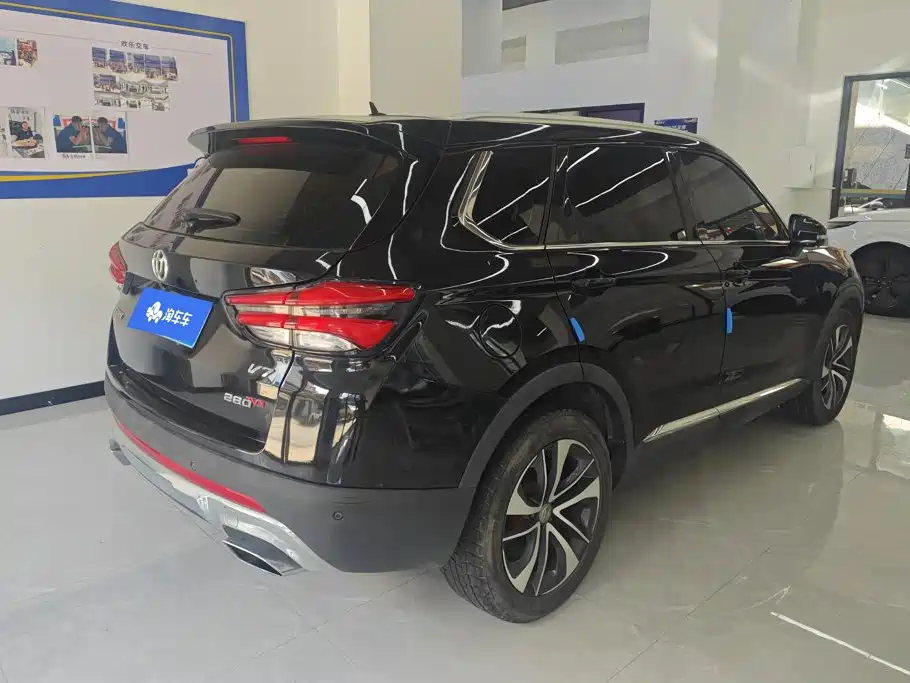 Zhonghua V7 — миниатюра 3