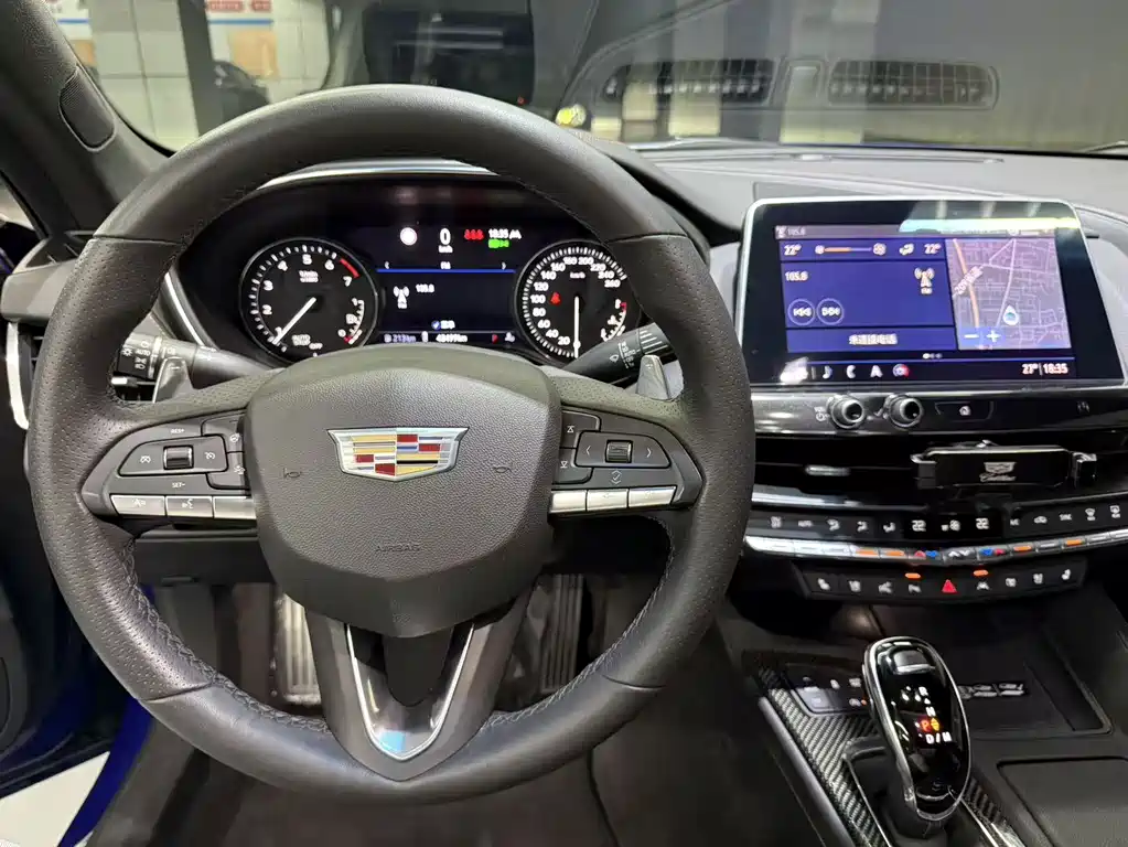 Cadillac CT5 — миниатюра 9