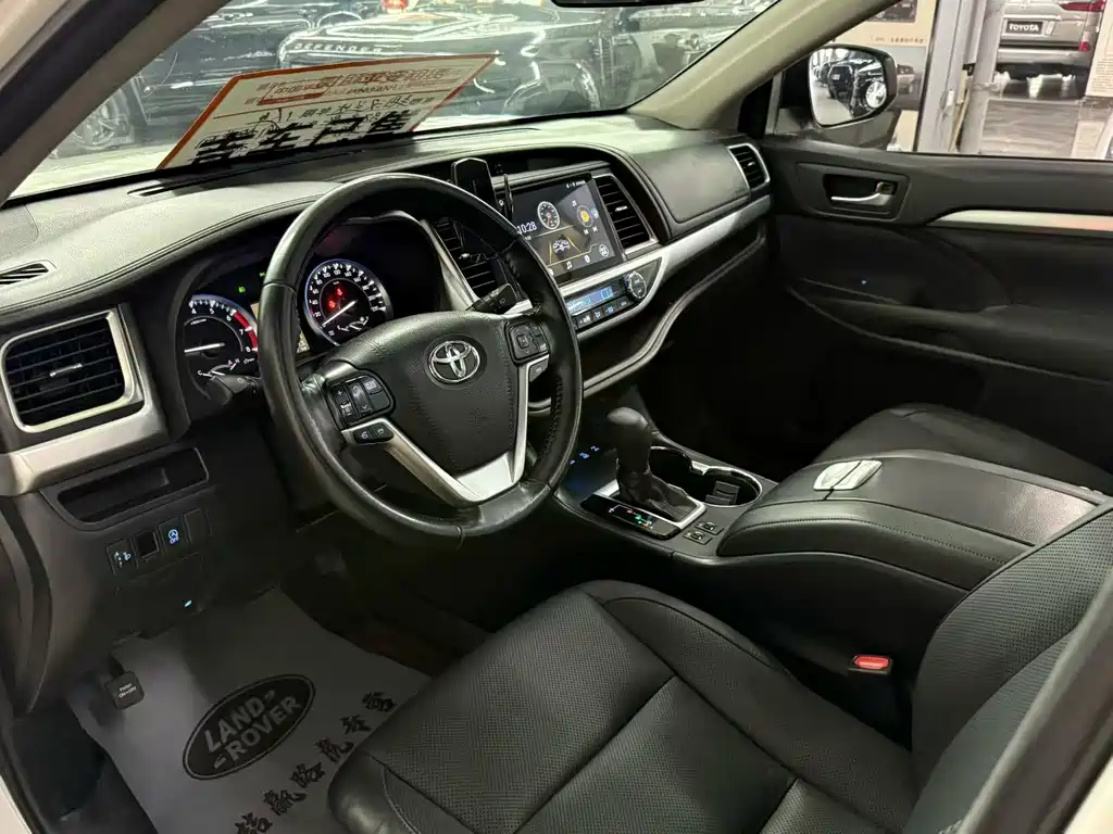 Toyota Highlander — миниатюра 3