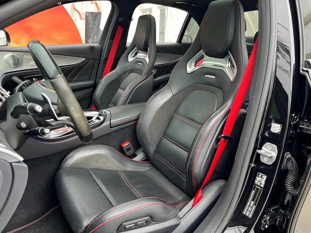 Mercedes-Benz E-Class AMG — миниатюра 23