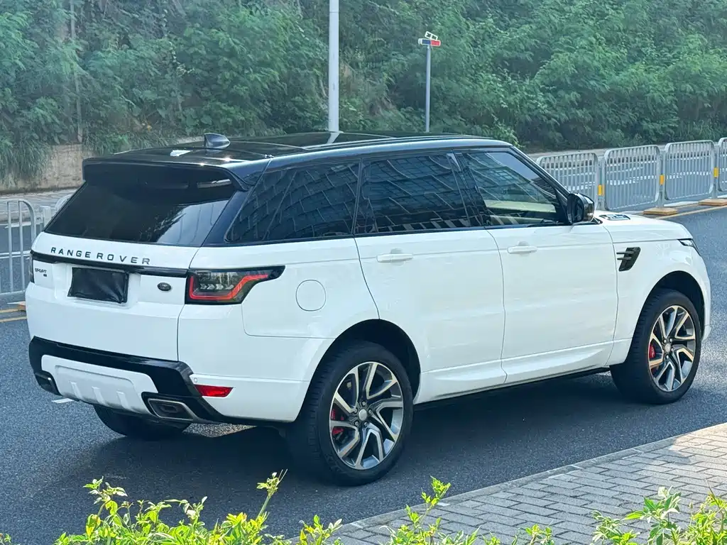 Land Rover Sport — миниатюра 6