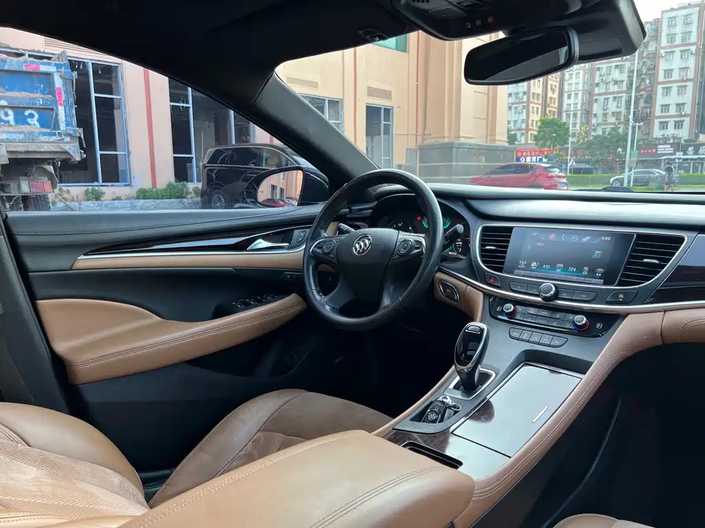 Buick LaCrosse — миниатюра 26