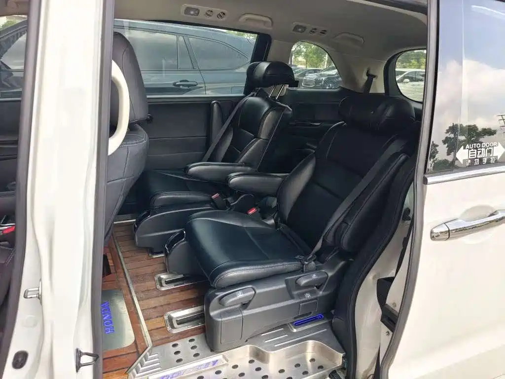 Honda Odyssey — миниатюра 7