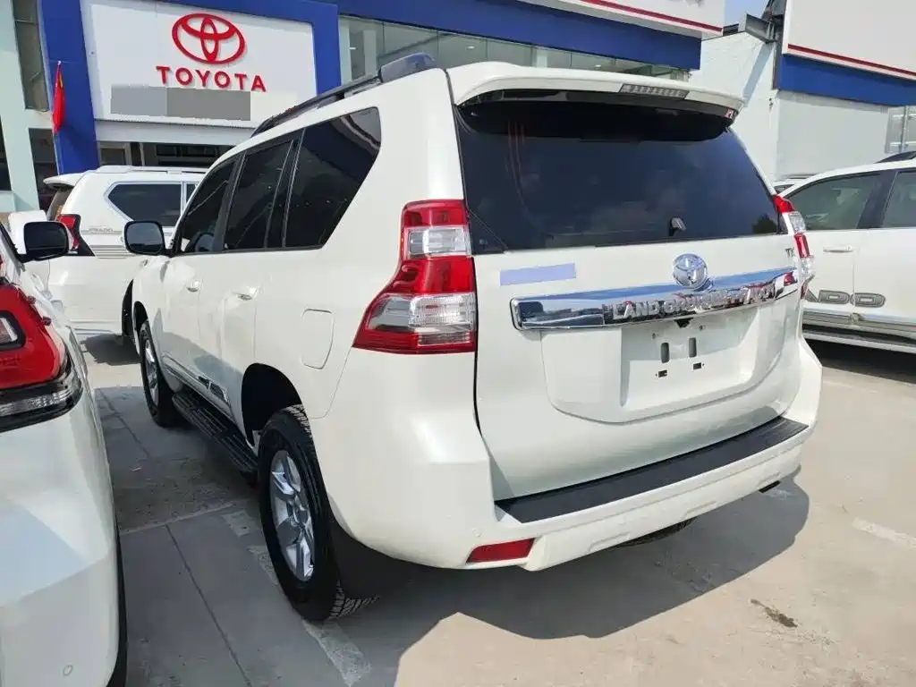 Toyota Prado — миниатюра 5