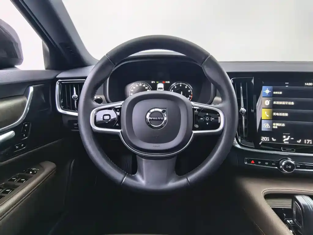 Volvo V90 — миниатюра 14