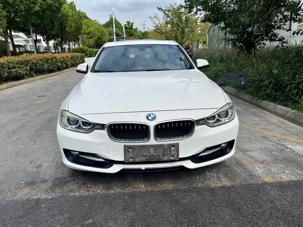 BMW 3 Series (Import) — миниатюра 2