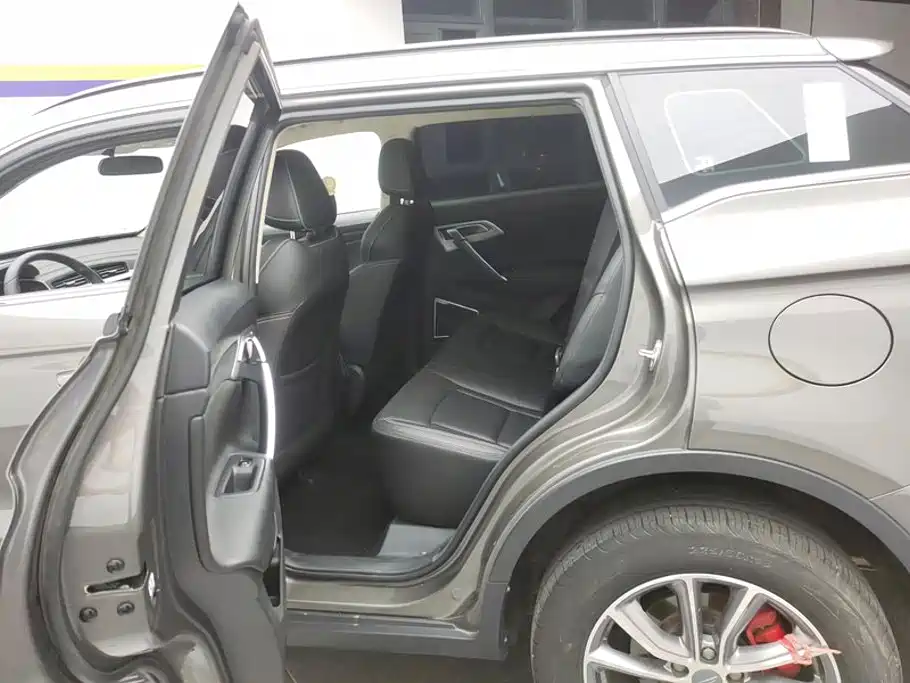 Geely Boyue — миниатюра 11