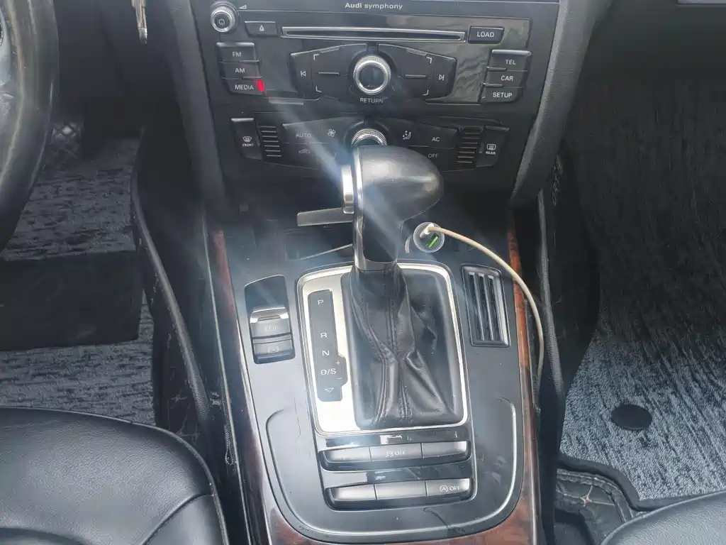 Audi A4L — миниатюра 10