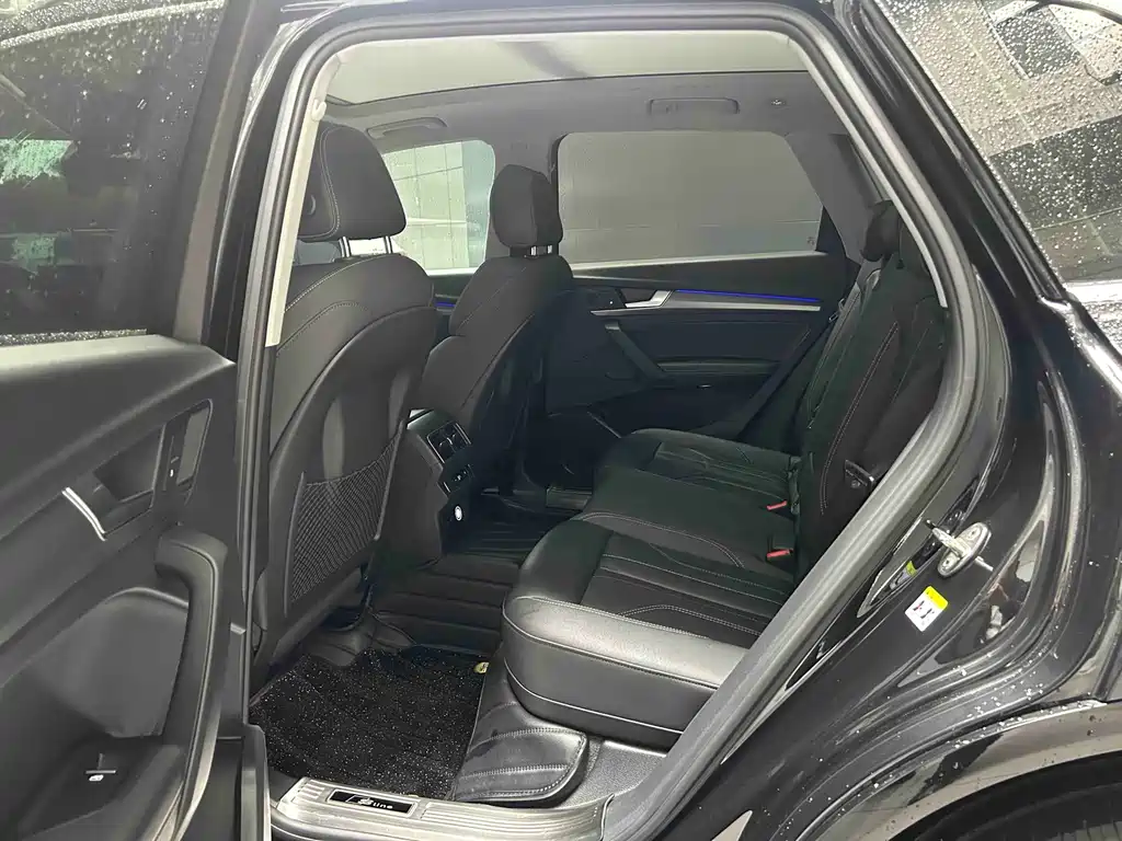 Audi Q5L — миниатюра 5