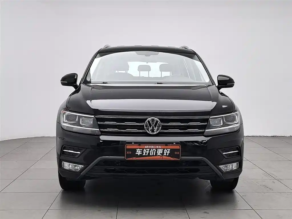 Volkswagen Tiguan L L 2018 330TSI AT Comfort