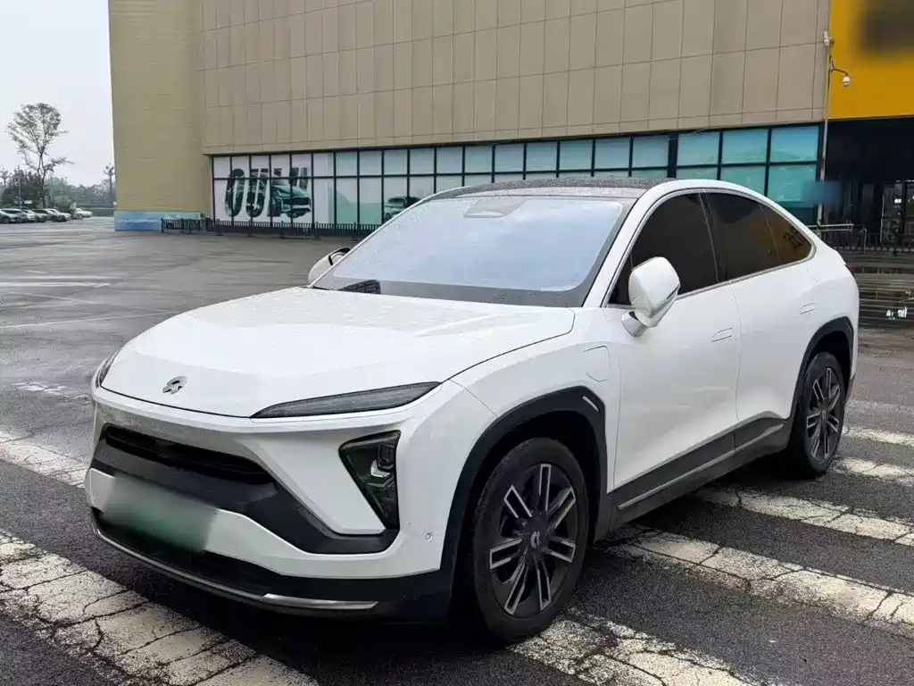 NIO EC6