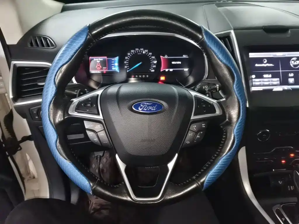 Ford Edge — миниатюра 11