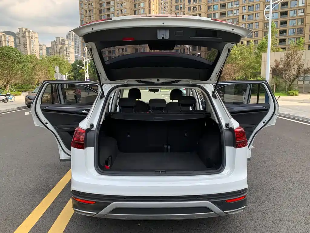 Volkswagen Tayron — миниатюра 8