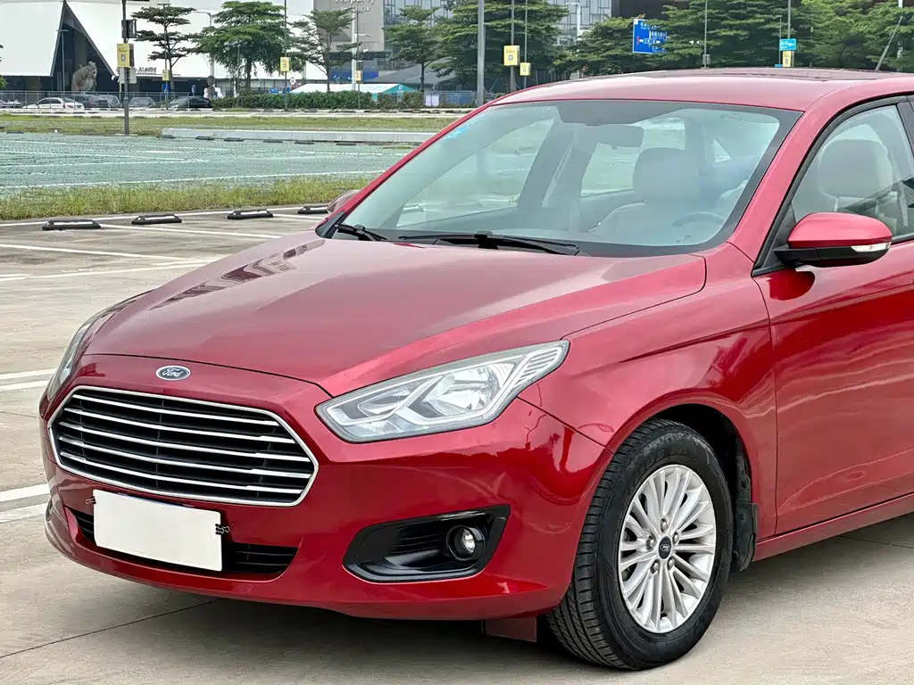 Ford Escort — миниатюра 8