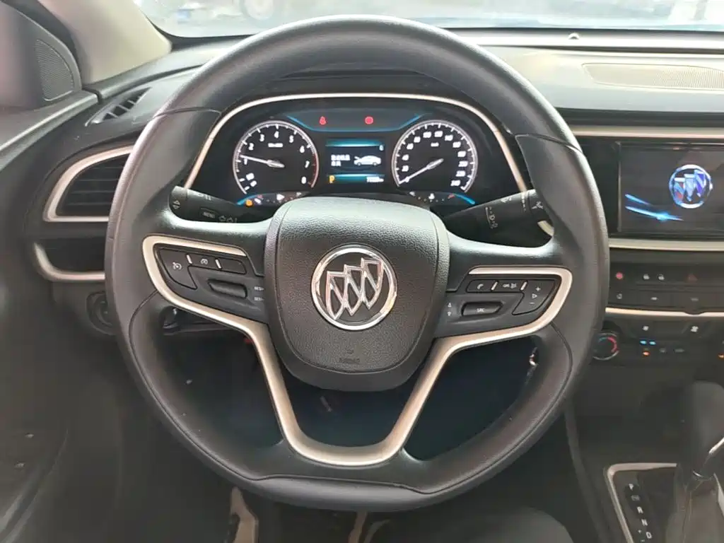 Buick Excelle — миниатюра 11