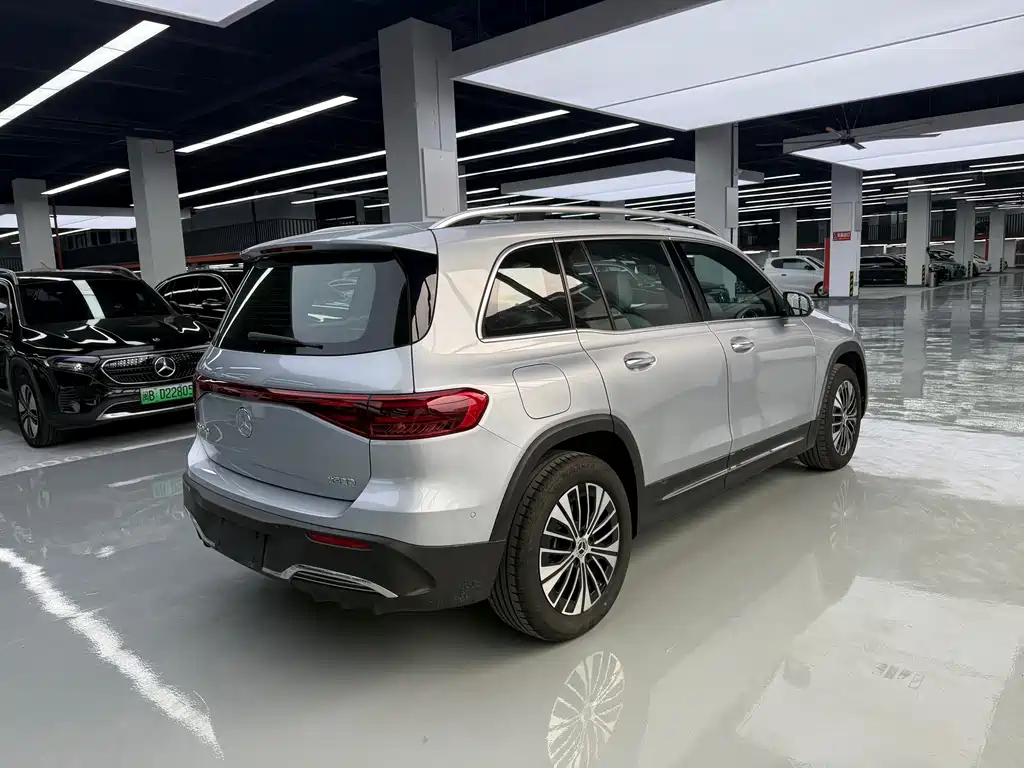 Mercedes-Benz EQB — миниатюра 13