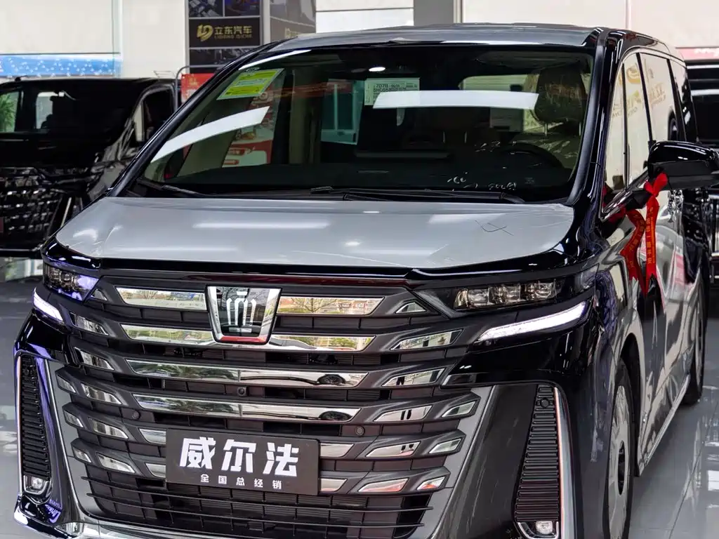Toyota Vellfire 0