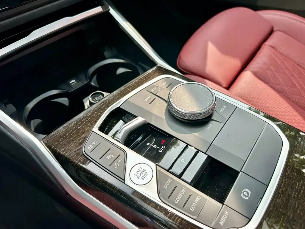 BMW 3 Series — миниатюра 11