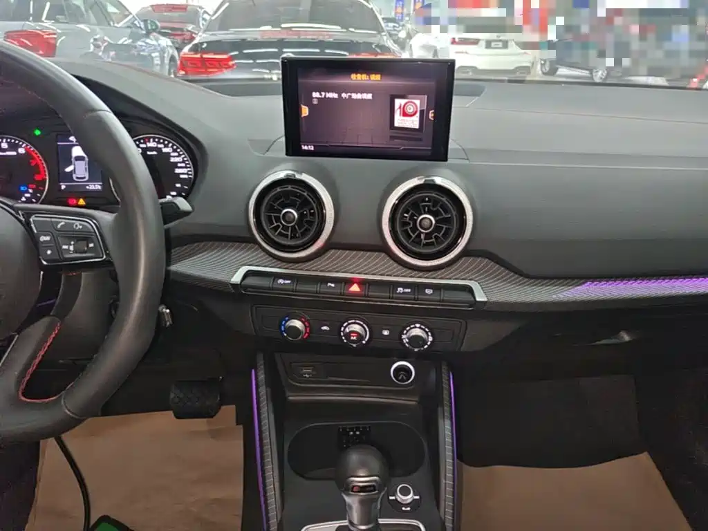 Audi Q2L — миниатюра 13