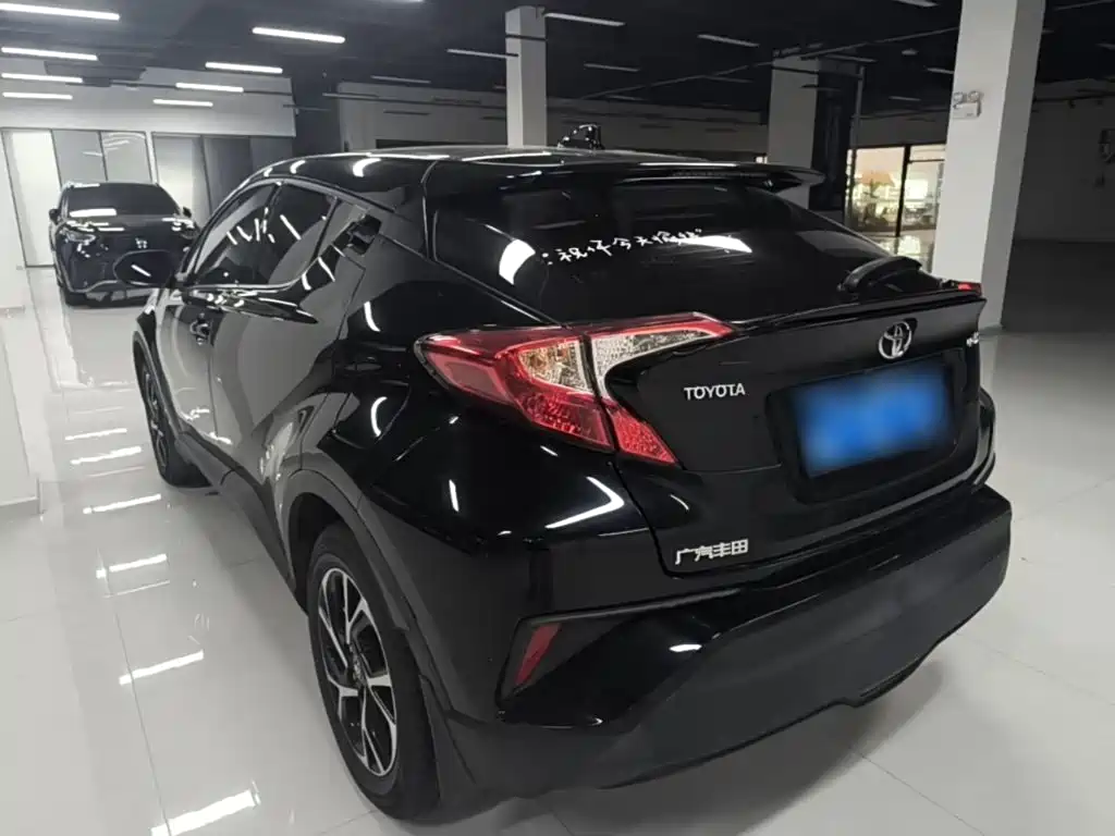 Toyota C-HR — миниатюра 5