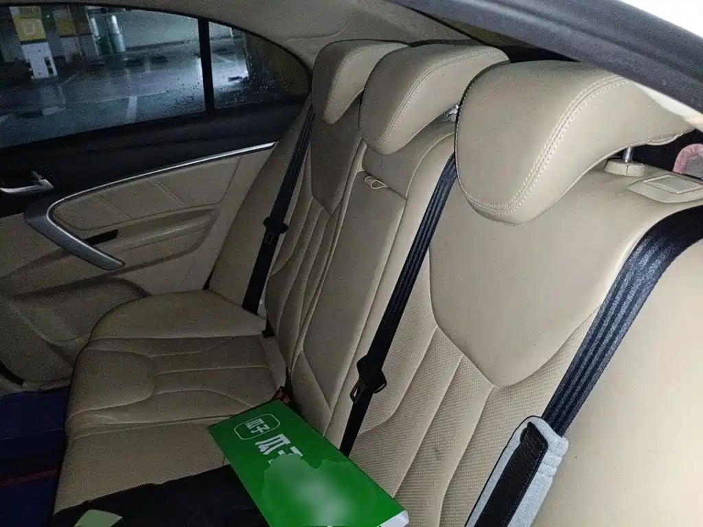 Geely Emgrand — миниатюра 15