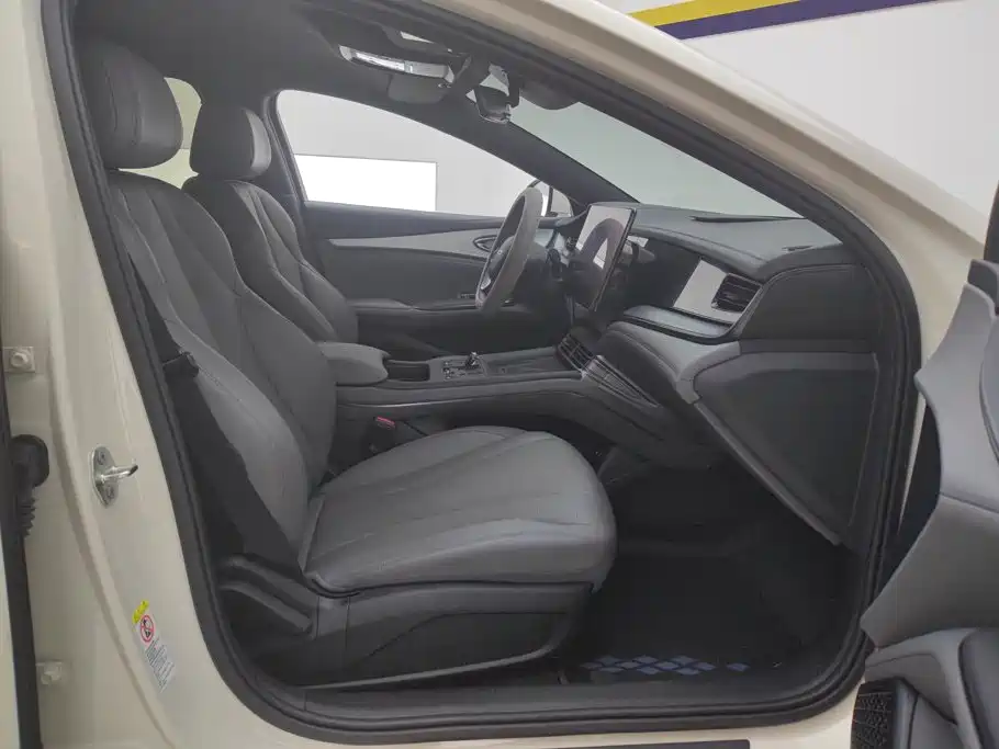 BYD Seal 07 DM-i — миниатюра 8