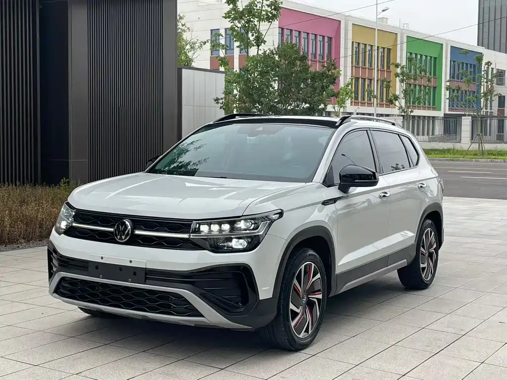 Купить Volkswagen Tharu