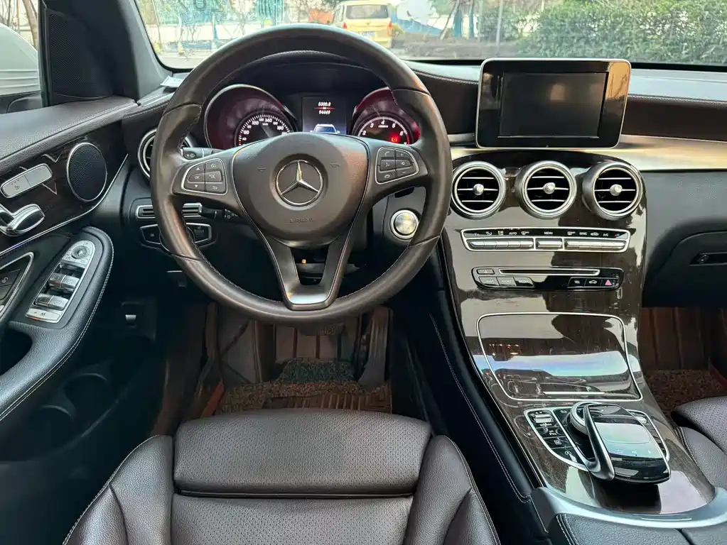 Mercedes-Benz GLC — миниатюра 6