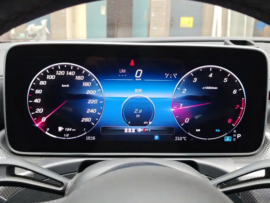 Mercedes-Benz C-Class — миниатюра 14