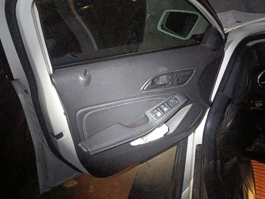 Mercedes-Benz GLA — миниатюра 7