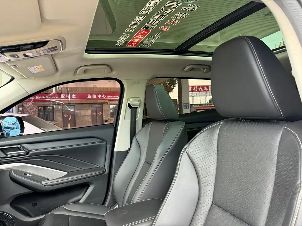 Wey Wey VV6 — миниатюра 11