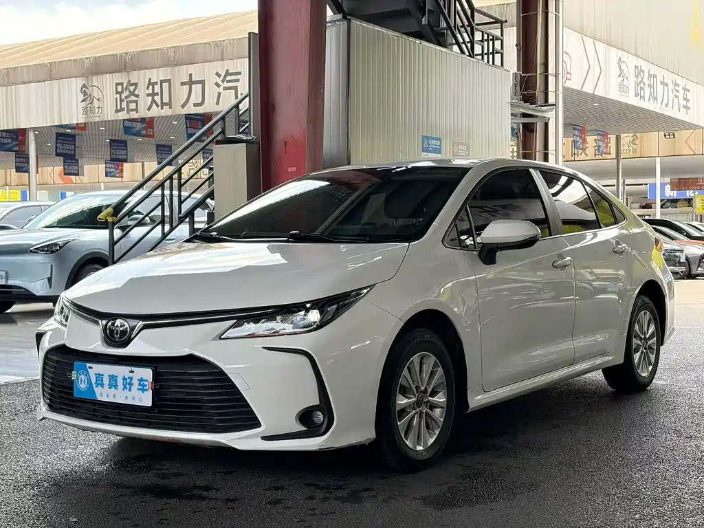 Купить Toyota Corolla