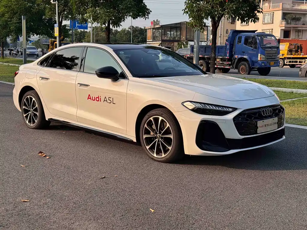 Audi A5L — миниатюра 3