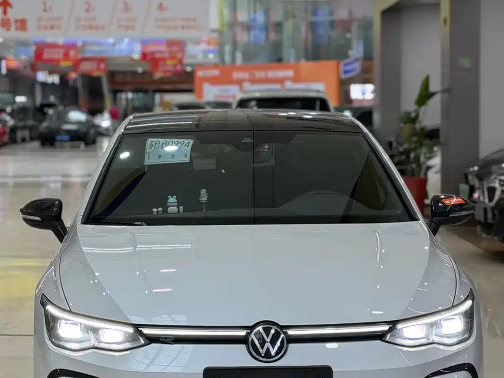 Volkswagen Golf — миниатюра 2