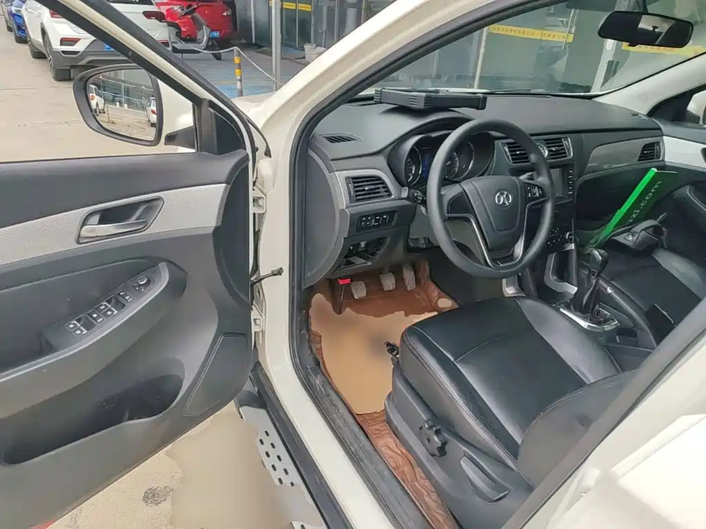 BAIC Senova X55 — миниатюра 16