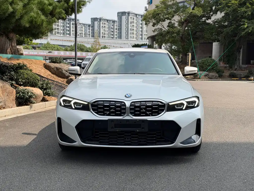BMW 3 Series — миниатюра 2